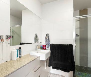 Stylish, Low-Maintenance Living in the Heart of Crace! - Photo 4
