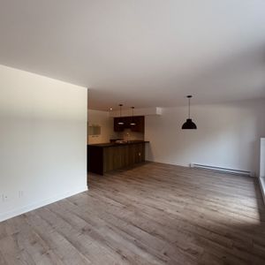 4 1/2 à Louer - 1er Juin 2026 - Photo 2