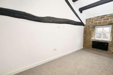 Town House Farm, Town House Road, OL15 - Photo 3