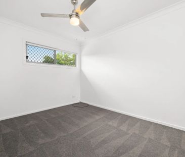 Modern Boutique Townhome Living in Prime Coorparoo Location - Photo 1