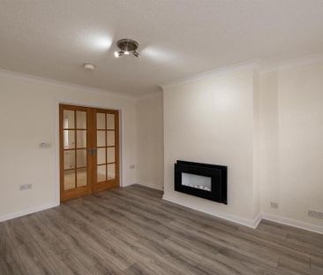 15 Muskett Gardens, Carryduff, Belfast, BT8 8QW - Photo 2