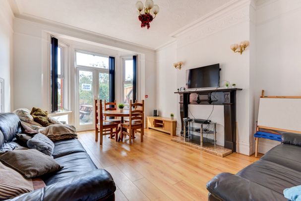 Room in a Shared House, Osmond Gardens, BN3 - Photo 1