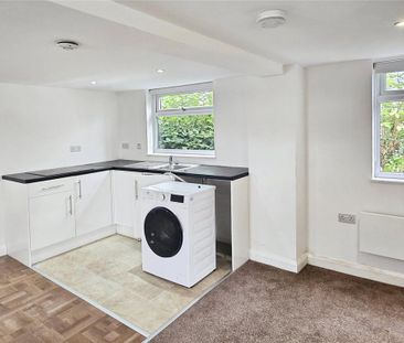 1 bedroom semi-detached house to rent - Photo 4