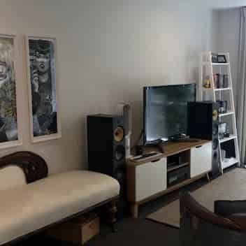 Modern 4BR Townhouse in Mount Cook - Photo 1