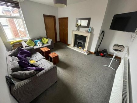 4 bedroom house share to rent - Photo 2