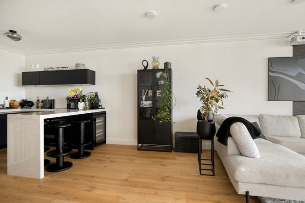 Appartement te huur: Anna van Buerenplein 211 2595 DD Den Haag - Foto 1