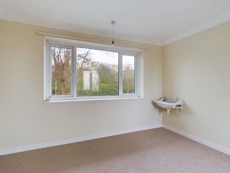 Wellington Court, New Brighton, 2 bedroom, Flat - Photo 5