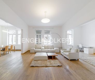 Apartment for rent, 2+kk - 1 bedroom, 128m - Photo 1