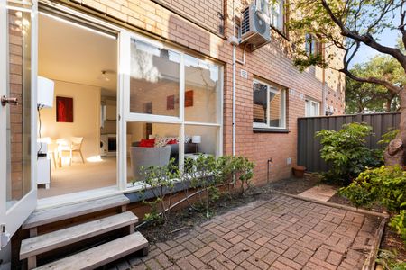 2/9 Egan Street, Richmond VIC 3121 - Apartment For Rent | Domain - Photo 5