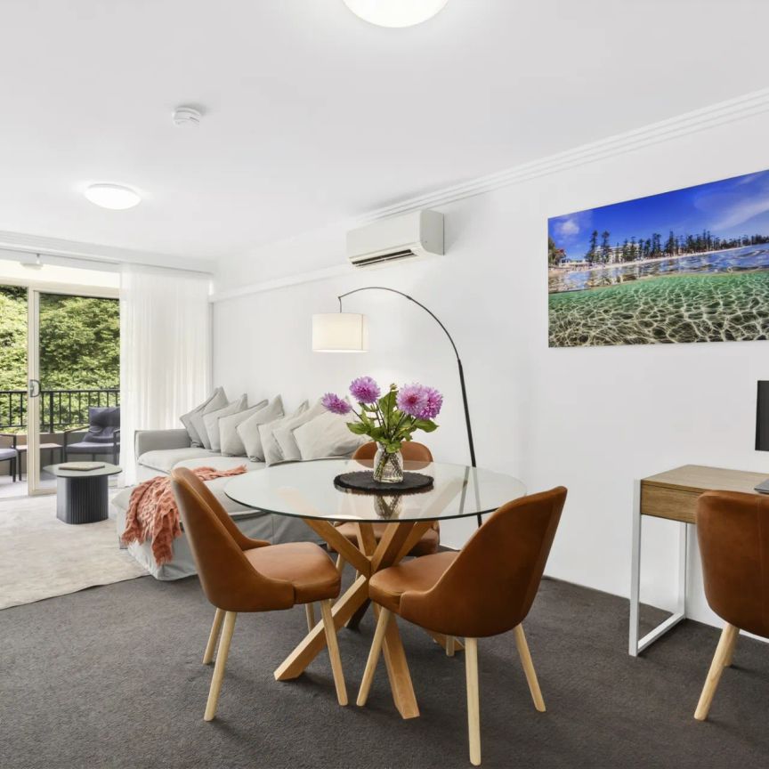 Modern Central Manly Bliss – Fully Furnished - Photo 1