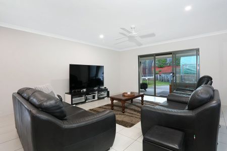 217 Riverstone Crossing Road, Maudsland QLD 4210 - House For Rent | Domain - Photo 2