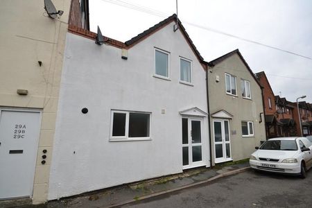 2 bedroom terraced house to rent - Photo 2