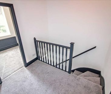 3 bedroom flat to rent - Photo 5