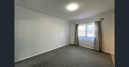 Renovated Semi-Detached Home in Prime Arncliffe Location - Photo 5