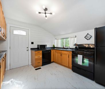 133 Penrose Street, Sarnia, ON N7T4T9 - Photo 3