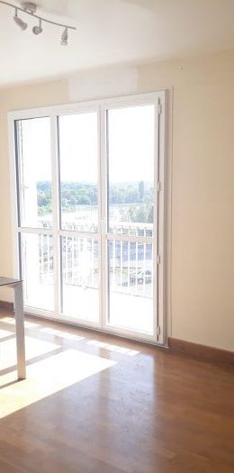 T2 meublé - pl. de parking - Photo 1