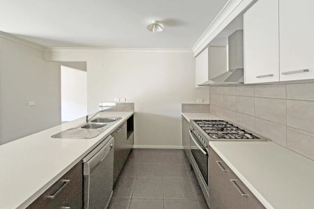 Great Family Home - Photo 5