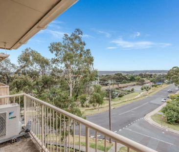 Top Floor Living - Photo 2