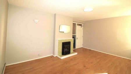 4 bedroom ground floor flat to rent - Photo 5