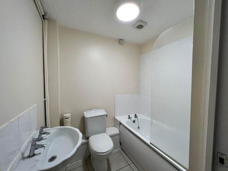 2 bedroom semi-detached house to rent - Photo 5