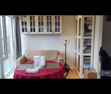 4 bedroom terraced house to rent - Photo 4