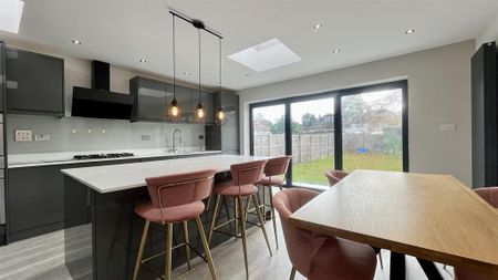 4 bedroom house to rent - Photo 2