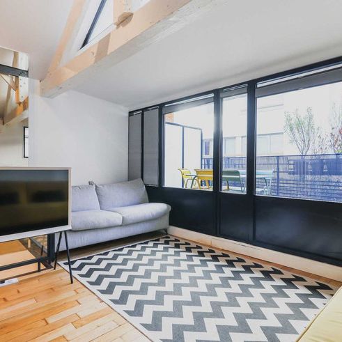 Rue Amelot - Photo 1