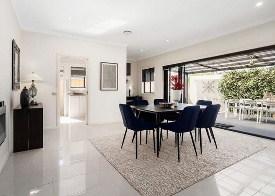 Stunning & Convenient Townhouse - Photo 1