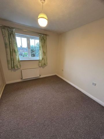 2 bedroom semi-detached house to rent - Photo 5