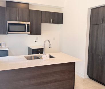 For Lease - 7 Flan Boulevard, Barrie, Ontario - Photo 4