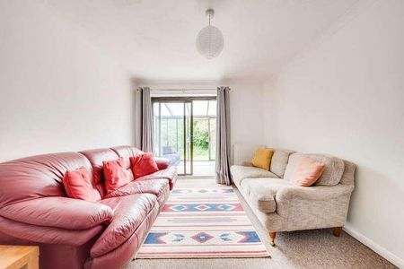 St Michaels Road, Canterbury, CT2 - Photo 3