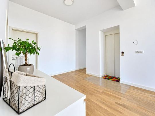 Apartament lux, cu lift personal, parcare, in zona Centrala - Balcescu - Photo 1