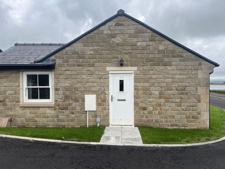 2 bedroom bungalow to rent - Photo 3