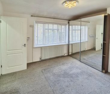 3 bedroom semi-detached house to rent - Photo 6