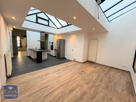 Location Appartement 3 pièces 104m² LILLE 59000 - Photo 3