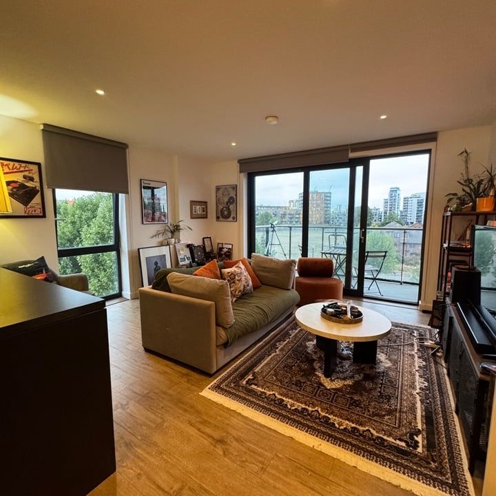Room in a Shared Flat, Navis House, E14 - Photo 1