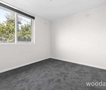 FRESHLY RENOVATED. - Photo 6