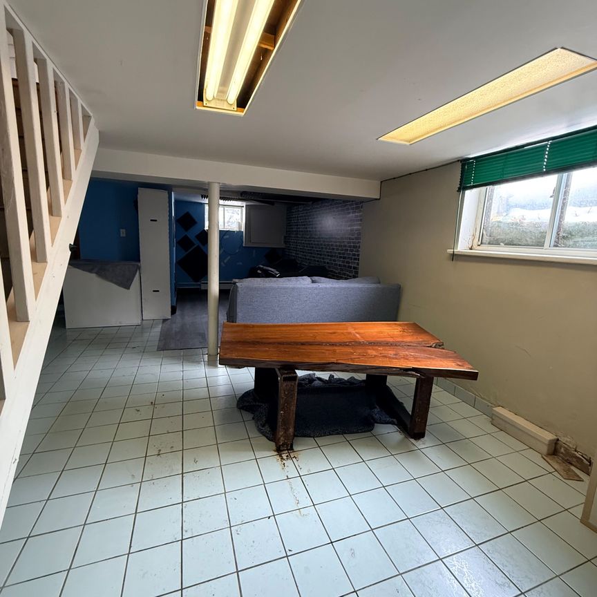 For Lease - 46 Elm Grove Avenue, Richmond Hill, Ontario - Photo 1