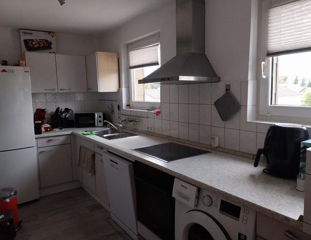 Helle gemütliche 3 Zimmer Wohnung mit Balkon - Photo 1