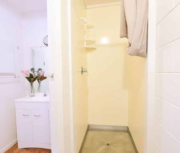 Sunny One Bedroom Studio In Mt Eden - Photo 4