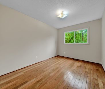 For Lease - 138 45th Street, Wasaga Beach, Ontario - Photo 5