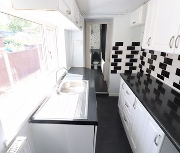 St. Michaels Road Pittshill, Stoke-On-Trent - Photo 2