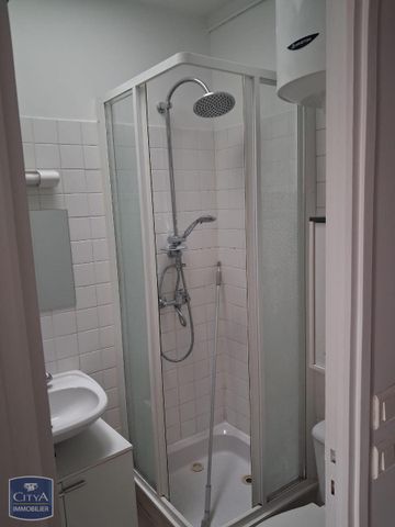 Location Appartement 1 pièce 14m² PARIS 13ème - Photo 3