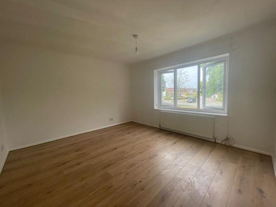 4 bedroom detached house to rent - Photo 1