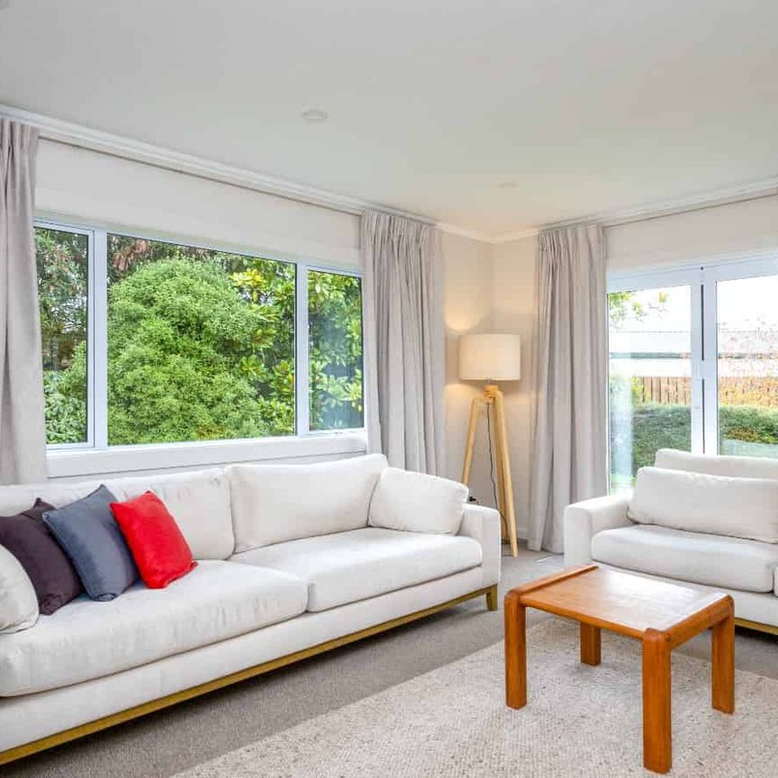 A gem in Geraldine - Photo 1