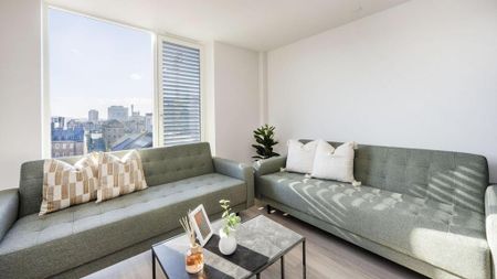 1 bedroom in a flat share to rent - Photo 2