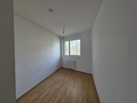 Traumhafte 3-Zimmer-Wohnung mit Balkon Nähe des LKH-Graz! - Photo 2