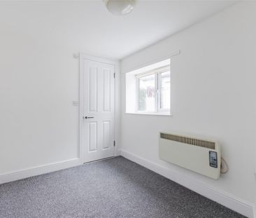 Leslie Street, Eastbourne - Photo 1