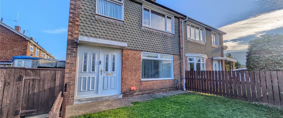 2 bed semi-detached house to rent in Sandsend Road, Middlesbrough, TS6 - Photo 1