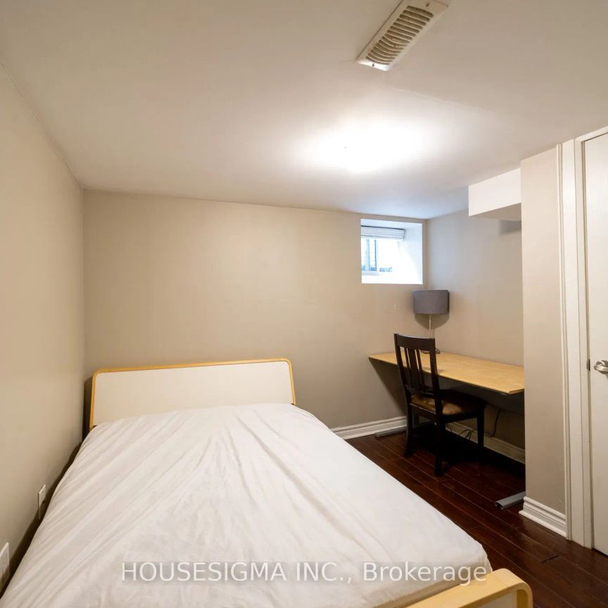 52 Stanley Terrace #C - Photo 1